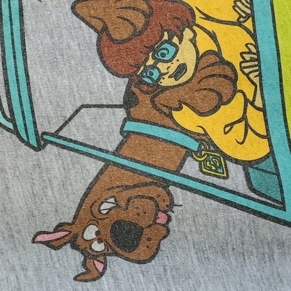 SCOOBIE-DOO! Women's Vintage gray tee. BY SCOOPY-DOO LOVE TRIBE. - Picture 3 of 5